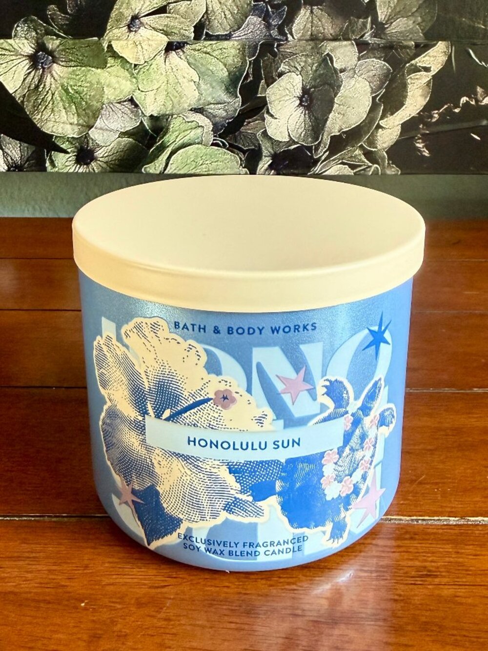 NEW HONOLULU SUN 3-Wick Candle Bath & Body Works